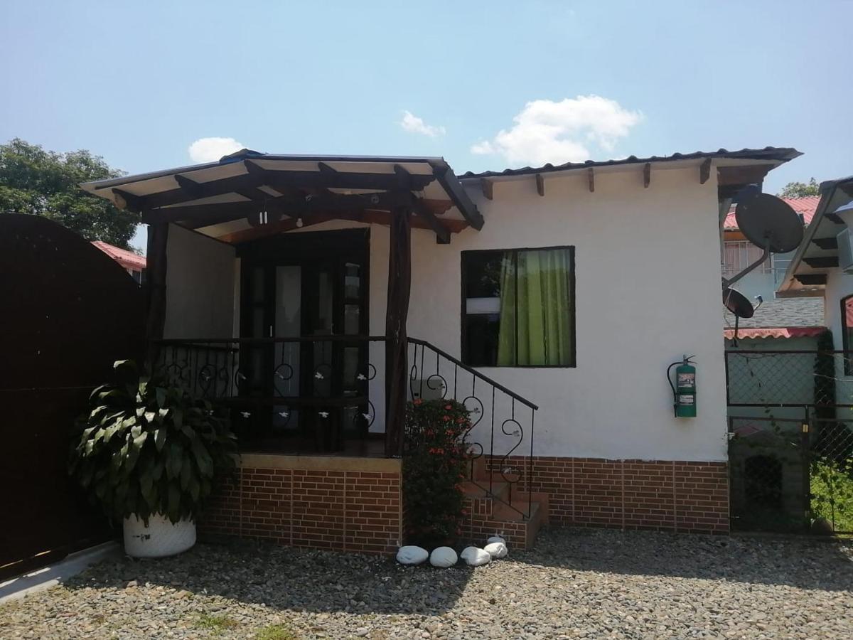 Cabanas El Saman Villavicencio Apiay Extérieur photo